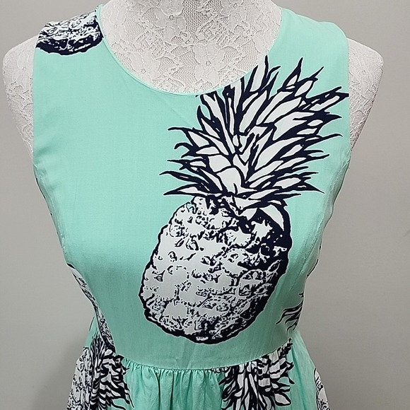 Crown Ivy Women Dress 10P Petite Green Pineapple Sleeveless Zips Lined Pockets - Picture 2 of 8